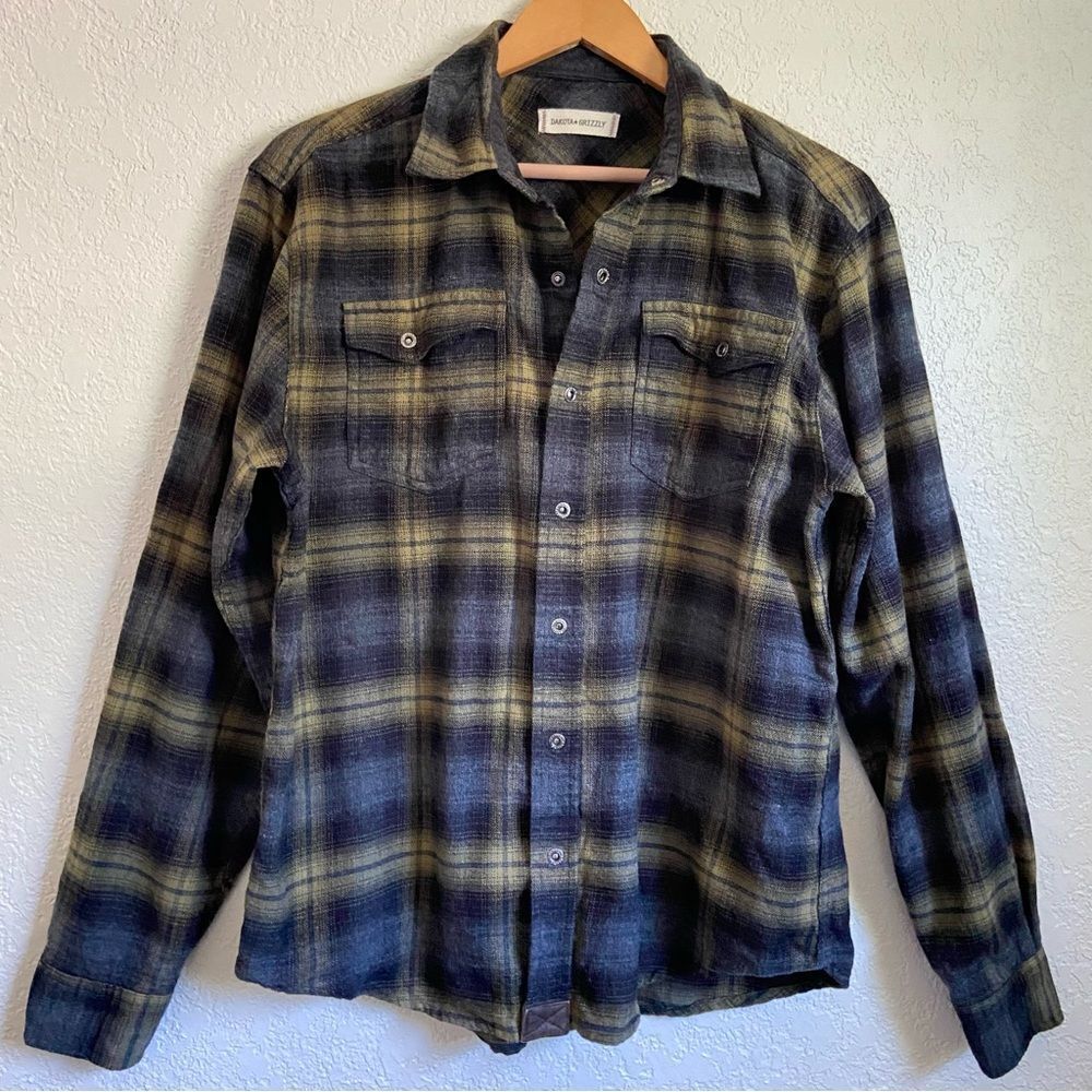 Dakota Grizzly Flannel Plaid Shirt